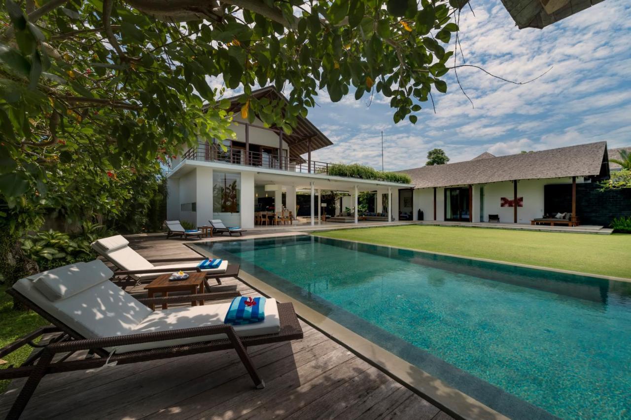 Villa Kavya - 8-Minute Walk From Berawa Beach Canggu Dış mekan fotoğraf