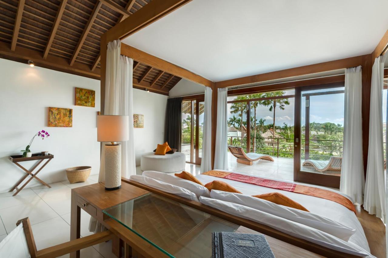 Villa Kavya - 8-Minute Walk From Berawa Beach Canggu Dış mekan fotoğraf