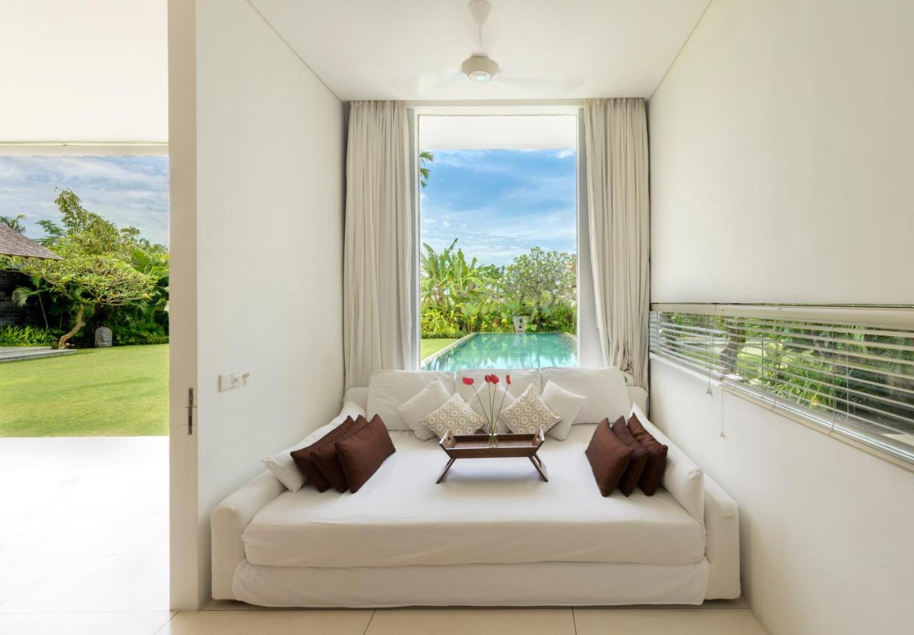 Villa Kavya - 8-Minute Walk From Berawa Beach Canggu Dış mekan fotoğraf